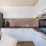 Apartment House Olive Solin