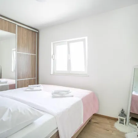House Olive Apartment *