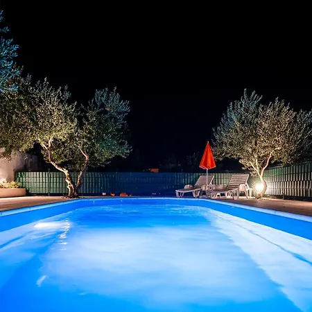 House Olive Апартаменты *