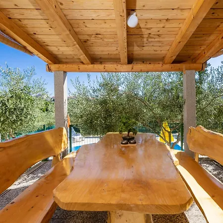 Апартаменты House Olive *