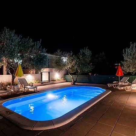 House Olive Апартаменты *