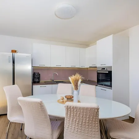 House Olive Апартаменты *